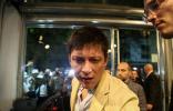 Siguen increpando a la prensa